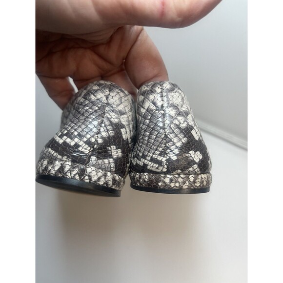 Vince Paz Snake Print Leather Slip On Flat Sz 6 - Picture 7 of 8